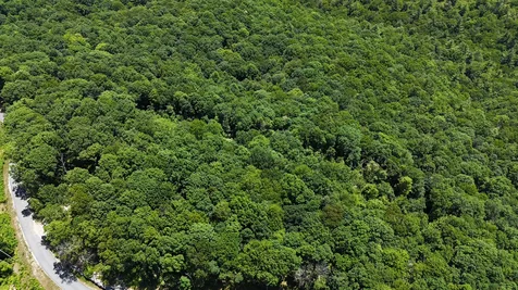 40 Roaming Road Glenville NC 28736
