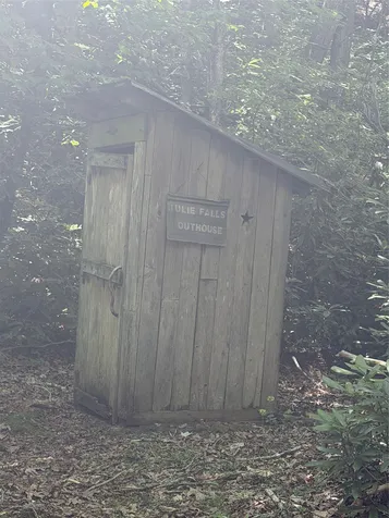 40 Roaming Road Glenville NC 28736