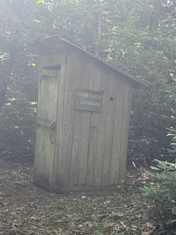40 Roaming Road Glenville NC 28736