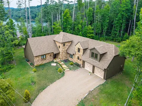 304 Undala Road Glenville NC 28736