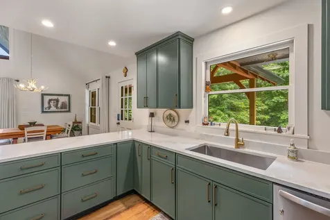 55 Dolly Lane Highlands NC 28741