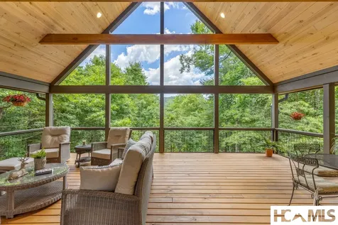 55 Dolly Lane Highlands NC 28741