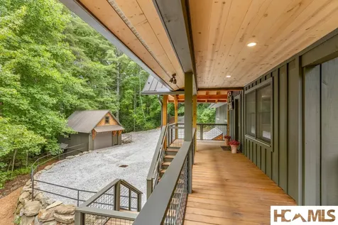 55 Dolly Lane Highlands NC 28741