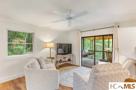 55 Dolly Lane Highlands NC 28741