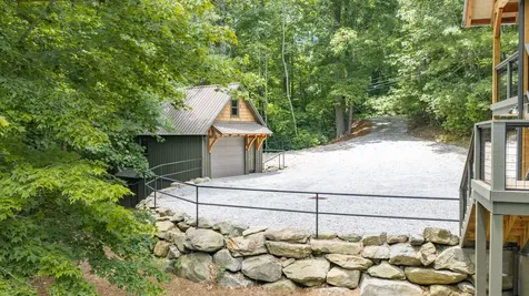 55 Dolly Lane Highlands NC 28741