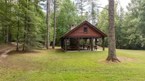 98 Caroline Lane Cashiers NC 28717