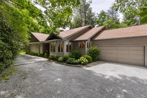 845 Whiteside Mountain Road Highlands NC 28741