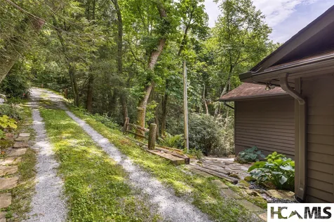 845 Whiteside Mountain Road Highlands NC 28741