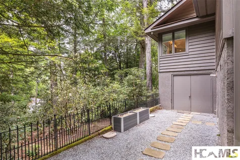 845 Whiteside Mountain Road Highlands NC 28741