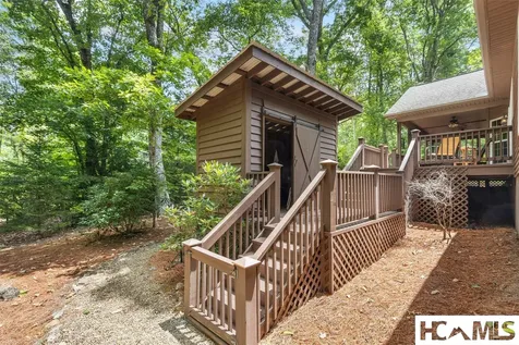 141 Dolly Lane Highlands NC 28741