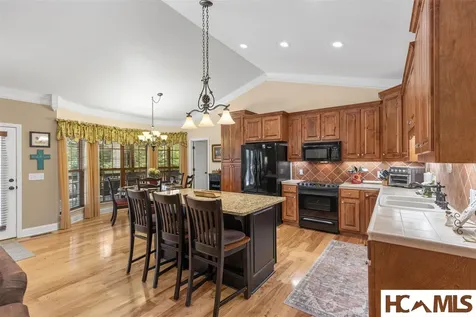 141 Dolly Lane Highlands NC 28741