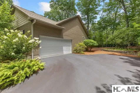 141 Dolly Lane Highlands NC 28741