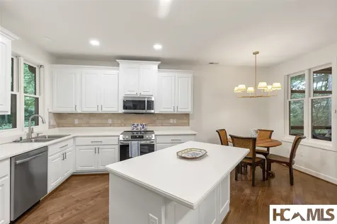 95B Burning Bush Lane Highlands NC 28741