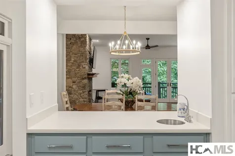 95B Burning Bush Lane Highlands NC 28741