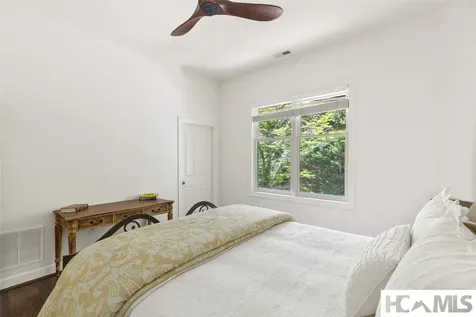 95B Burning Bush Lane Highlands NC 28741