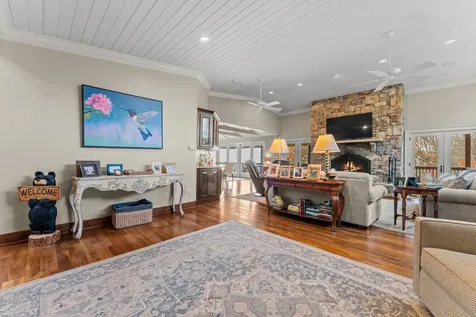 444 Old Orchard Road Highlands NC 28741