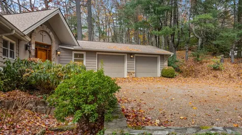 444 Old Orchard Road Highlands NC 28741