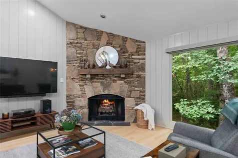30 Dwarf Mountain Road Sapphire NC 28774