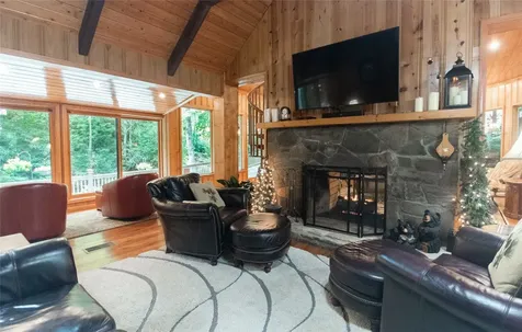 147 Teague Estates Road Highlands NC 28741