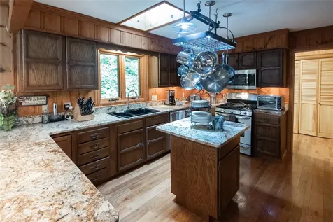 147 Teague Estates Road Highlands NC 28741