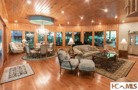 147 Teague Estates Road Highlands NC 28741