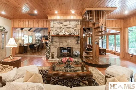 147 Teague Estates Road Highlands NC 28741