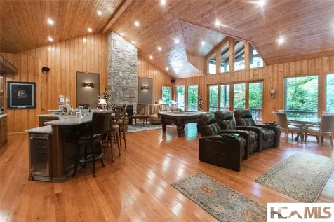 147 Teague Estates Road Highlands NC 28741
