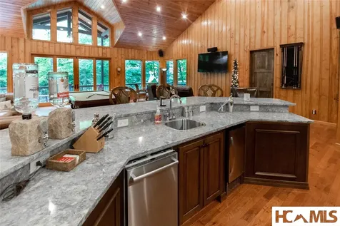 147 Teague Estates Road Highlands NC 28741