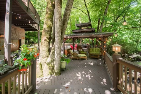 147 Teague Estates Road Highlands NC 28741