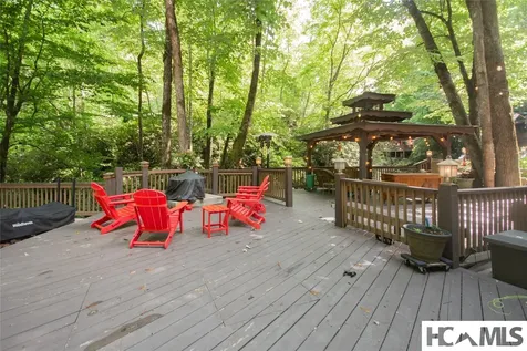 147 Teague Estates Road Highlands NC 28741