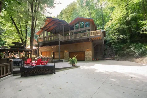 147 Teague Estates Road Highlands NC 28741