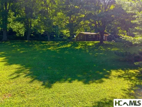 7219 Dillard Road Scaly Mountain NC 28775