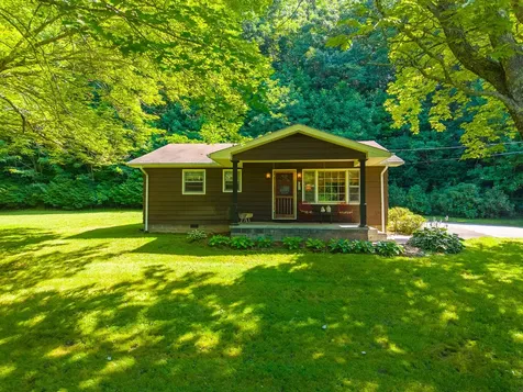 7219 Dillard Road Scaly Mountain NC 28775