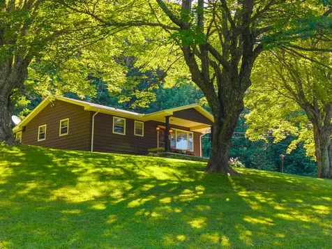7219 Dillard Road Scaly Mountain NC 28775