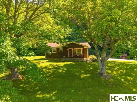 7219 Dillard Road Scaly Mountain NC 28775