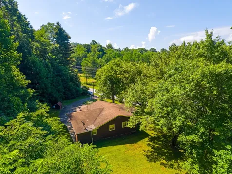 7219 Dillard Road Scaly Mountain NC 28775