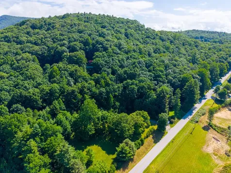 7219 Dillard Road Scaly Mountain NC 28775