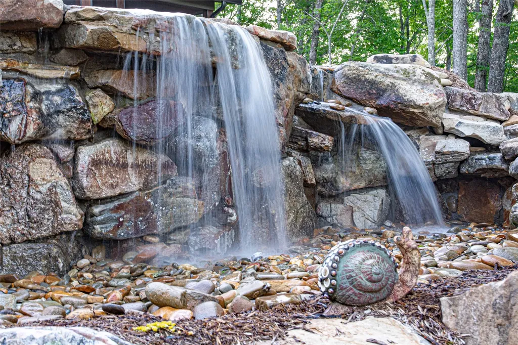 142 Brook Trout Trail Cashiers NC 28717