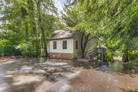 82 Innsbrook Drive Lake Toxaway NC 28747