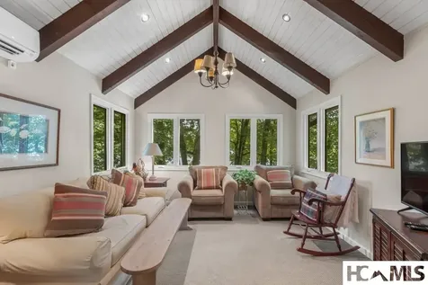 82 Innsbrook Drive Lake Toxaway NC 28747