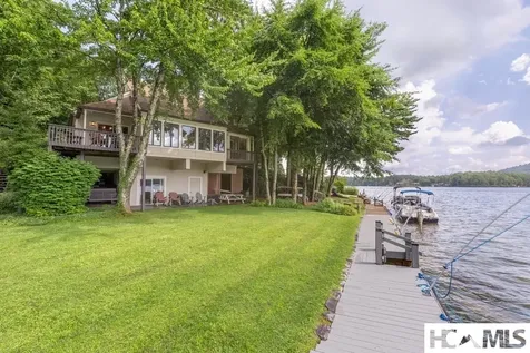 82 Innsbrook Drive Lake Toxaway NC 28747