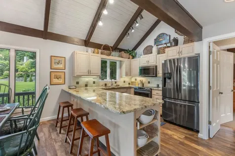 82 Innsbrook Drive Lake Toxaway NC 28747