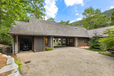 500 Wade Road Cashiers NC 28717