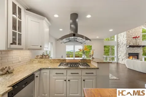 700 Satulah Ridge Road Highlands NC 28741