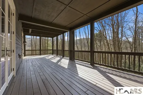 2272 Trillium Ridge Road Cullowhee NC 28723