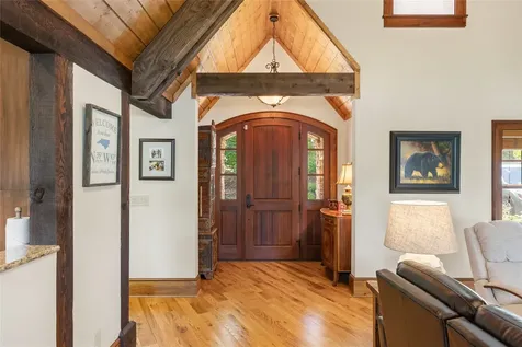 842 New Trillium Way Cashiers NC 28717