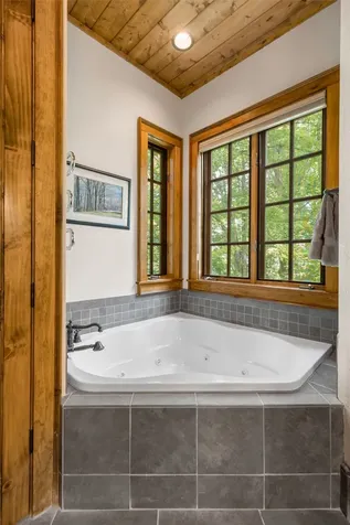842 New Trillium Way Cashiers NC 28717