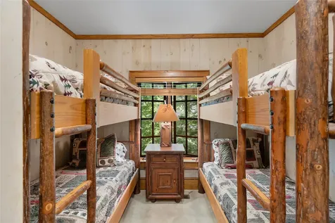 842 New Trillium Way Cashiers NC 28717