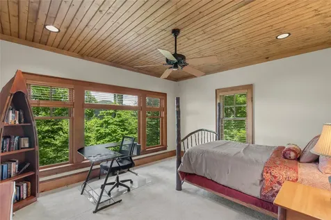 842 New Trillium Way Cashiers NC 28717