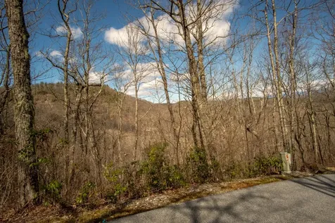 176 Pinehurst Court Highlands NC 28741